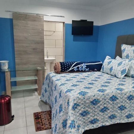 Dante Guest House ألبرتون المظهر الخارجي الصورة